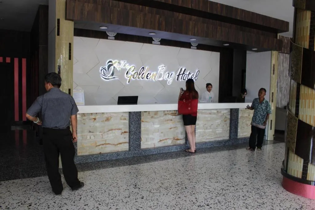 The Golden Bay Hotel Batam