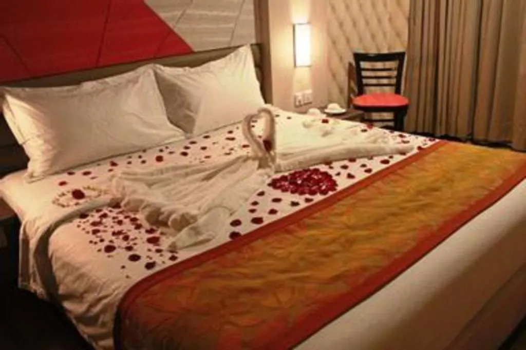 Bed in The Golden Bay Hotel Batam