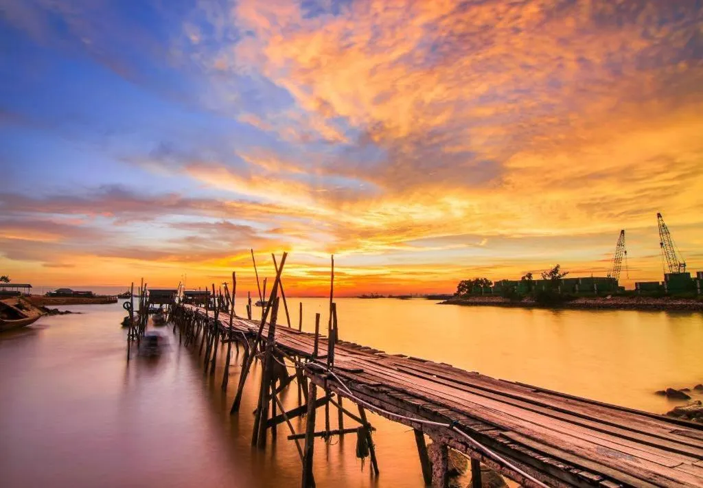 The Golden Bay Hotel Batam