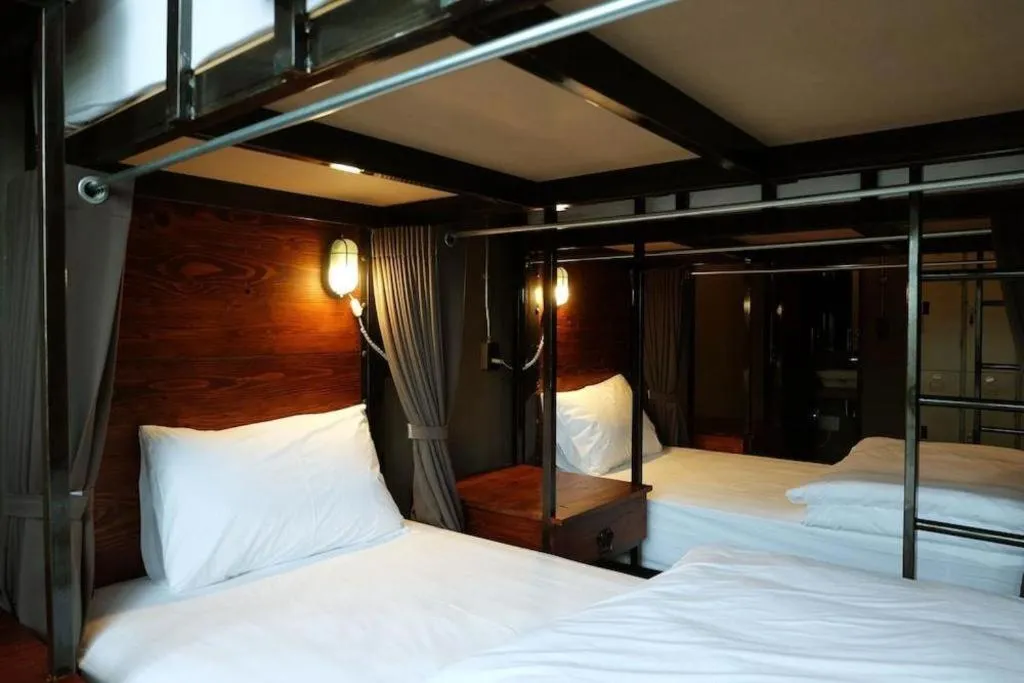 Bed in Rider bedroom hostel & cafe