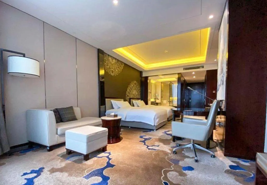 Bed in Beijing Grand Skylight International Hotel