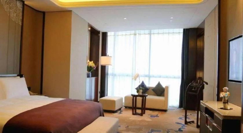 Bed in Beijing Grand Skylight International Hotel