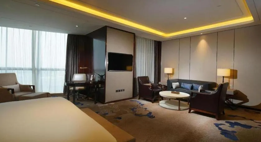 Bed in Beijing Grand Skylight International Hotel