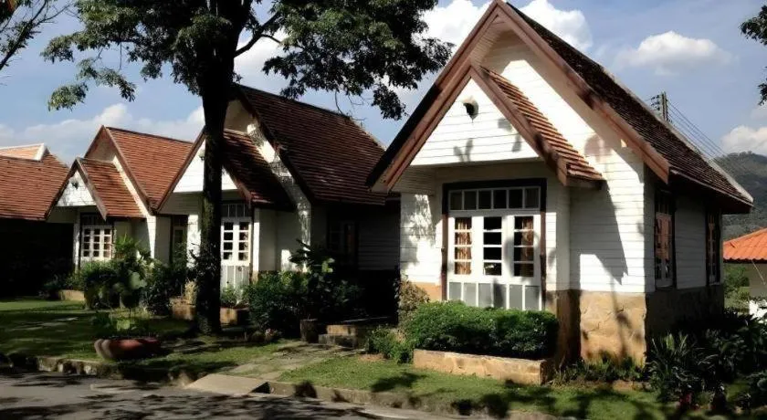 Khao Yai Country Hill Resort