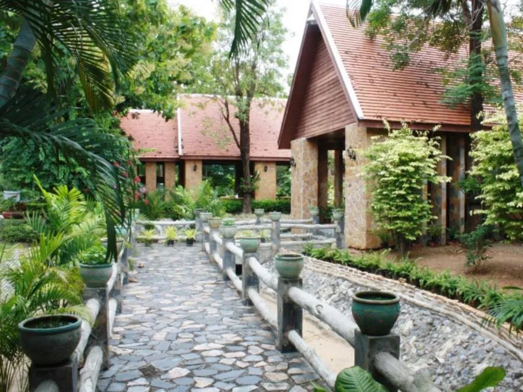 Khao Yai Country Hill Resort