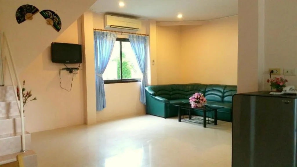 Tanaosri & Creekside Resort