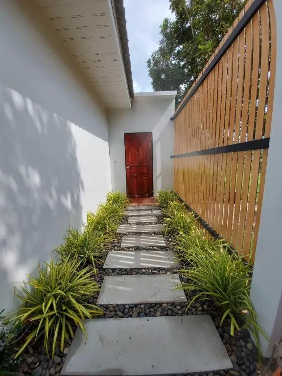 Tanaosri & Creekside Resort