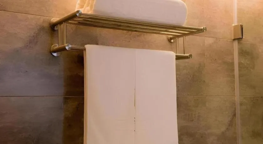 Aishang Hotel (Lecong Furniture Mall, Foshan)