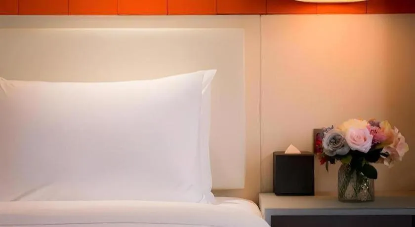 Bed in Aishang Hotel (Lecong Furniture Mall, Foshan)