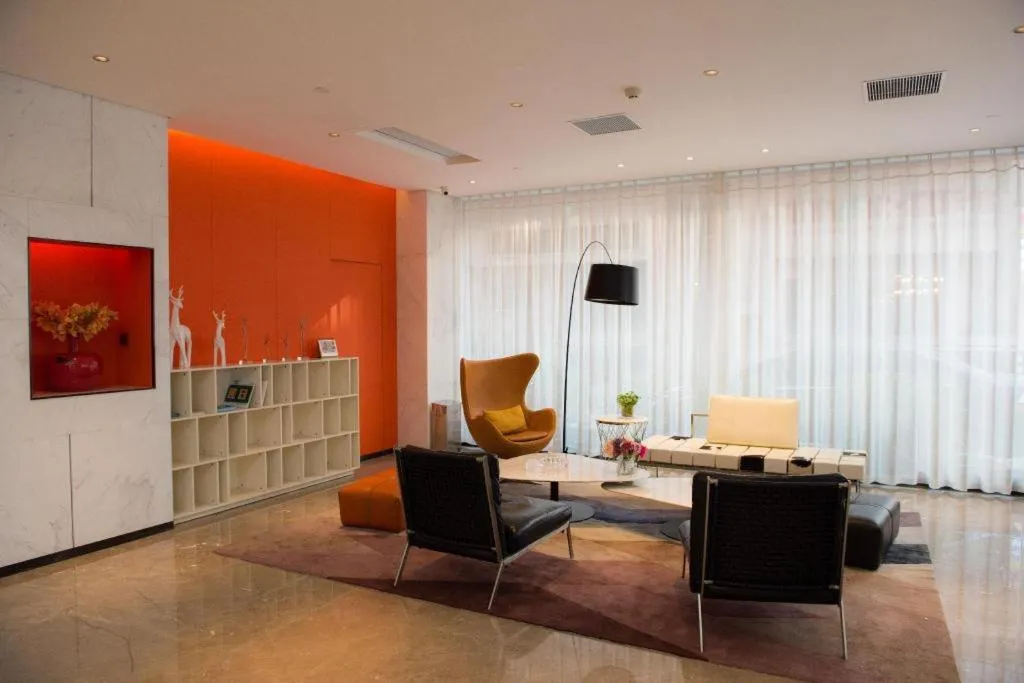 Aishang Hotel (Lecong Furniture Mall, Foshan)