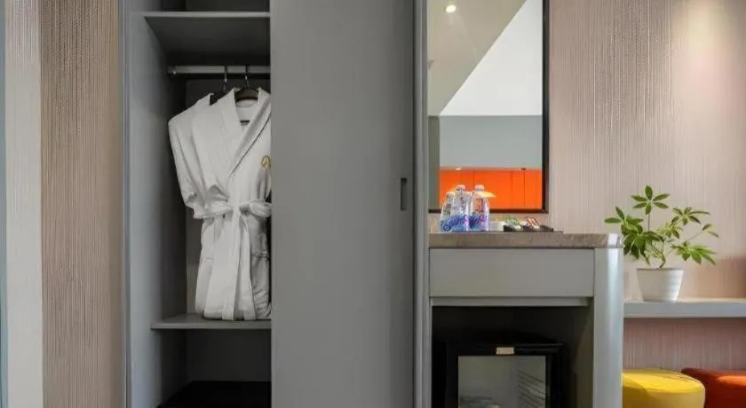 Aishang Hotel (Lecong Furniture Mall, Foshan)