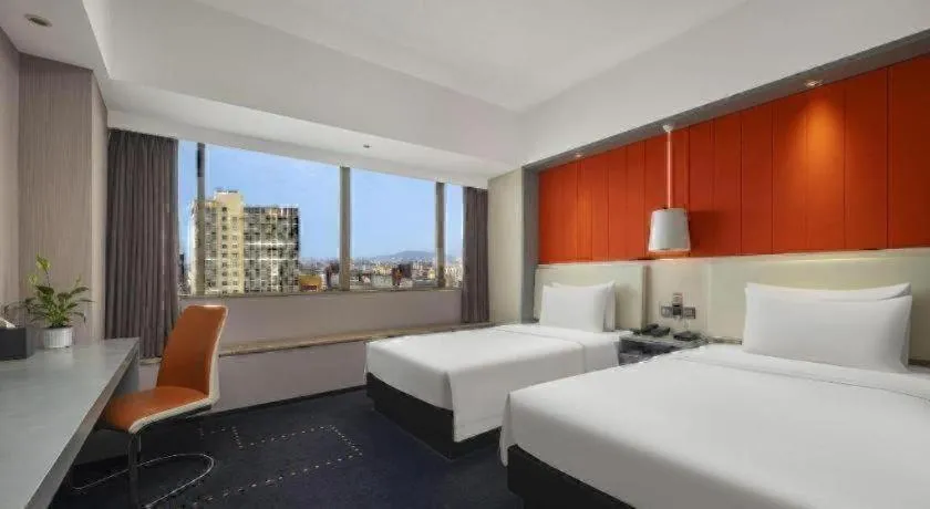 Bed in Aishang Hotel (Lecong Furniture Mall, Foshan)