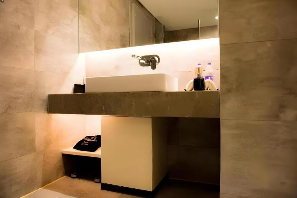 Aishang Hotel (Lecong Furniture Mall, Foshan)