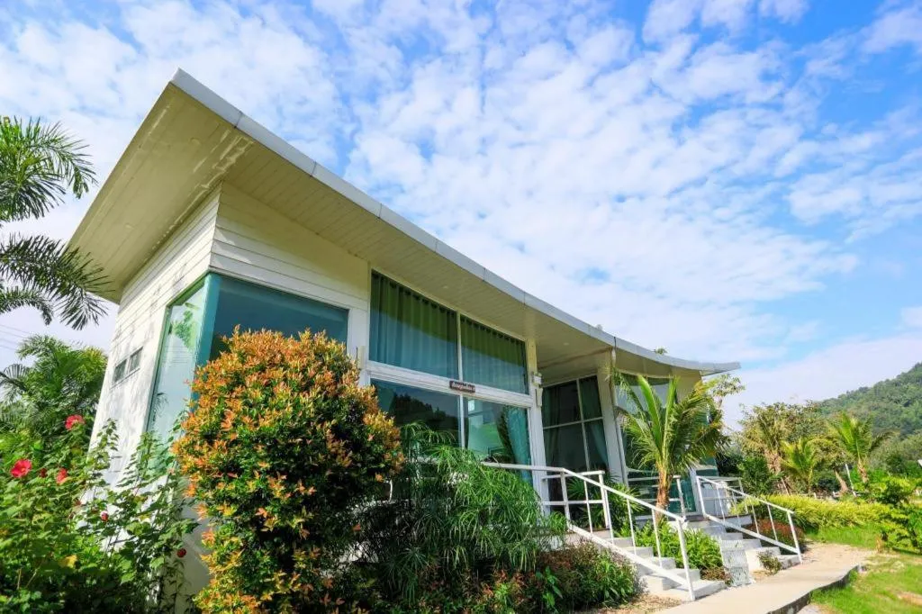 The White House Boutique Resort