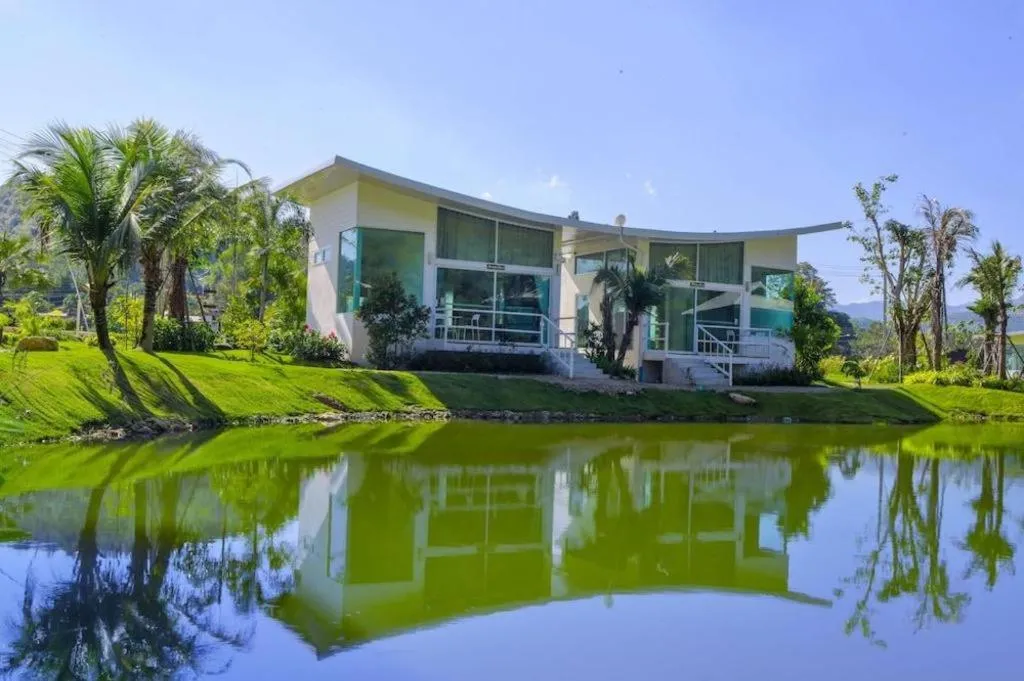 The White House Boutique Resort