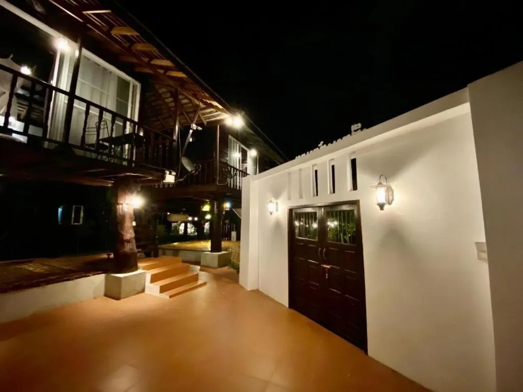 The White House Boutique Resort