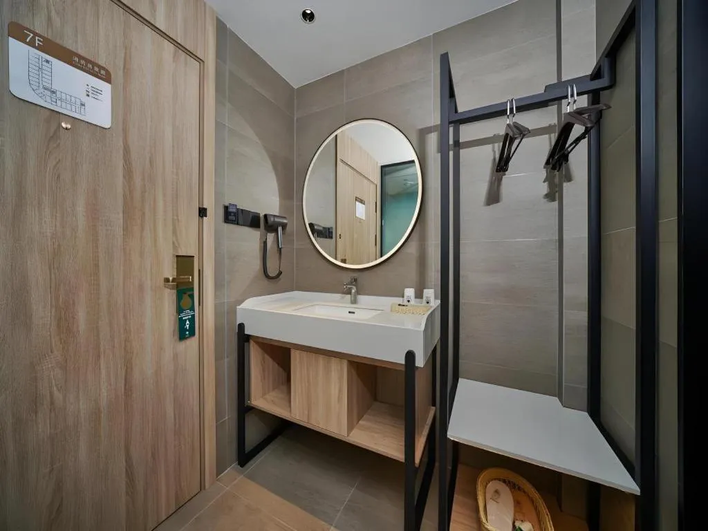 GreenTree Inn Hangzhou Linan Wanma Road Express Hotel