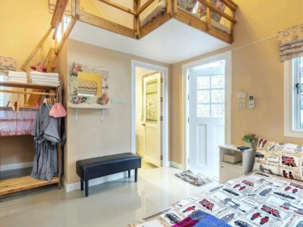 Bed in Greenview Resort