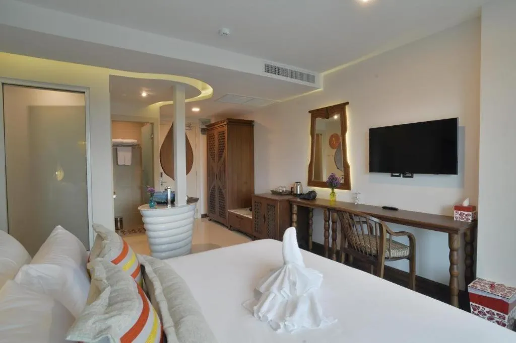 Bed in Baisirimaya Hotel