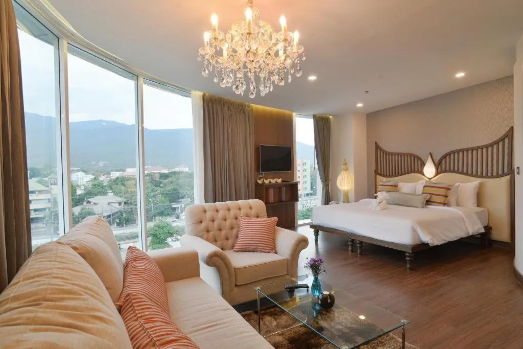 Bed in Baisirimaya Hotel