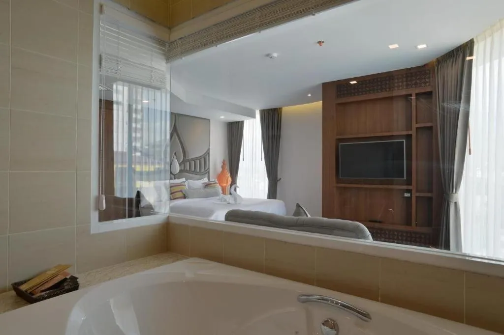 Bed in Baisirimaya Hotel