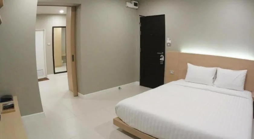 Bed in M-one Residence