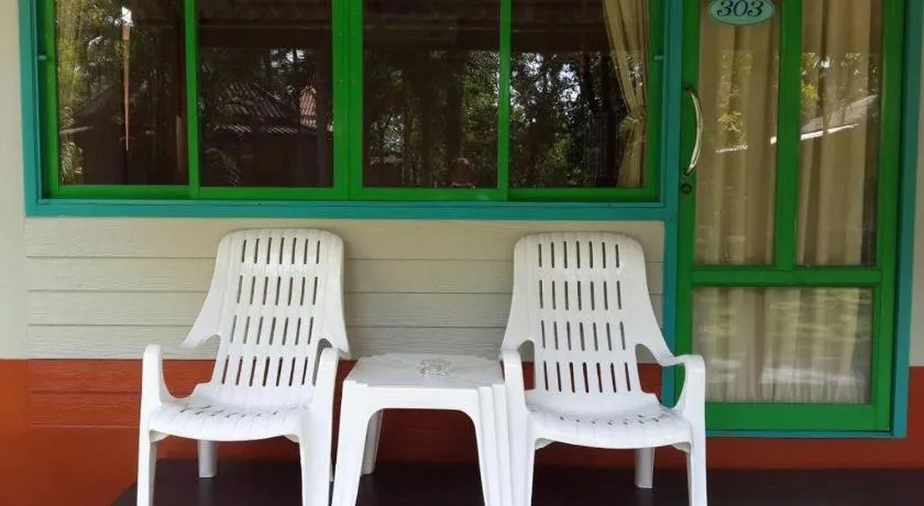 Ko Kut Ao Phrao Beach Resort