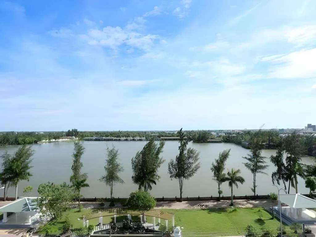 New Palace Bac Lieu Hotel