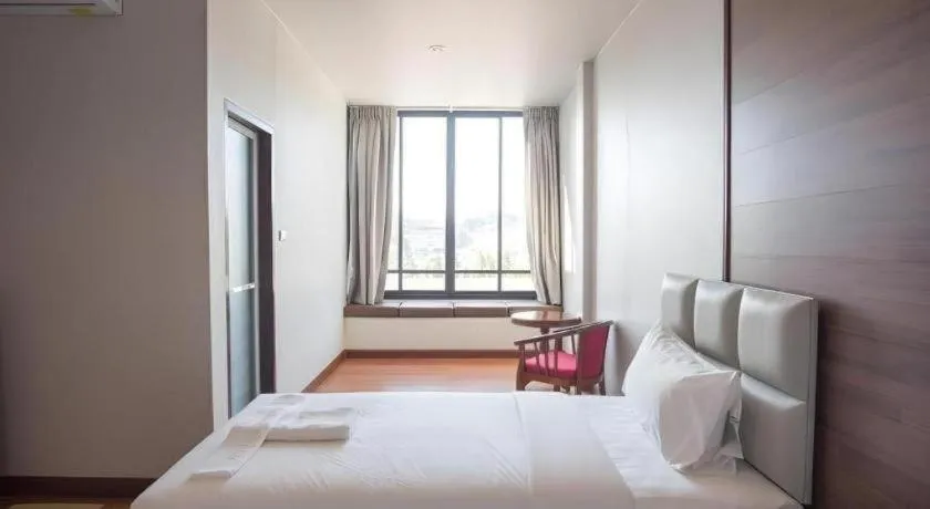 Bed in CHANTHABURI CENTER