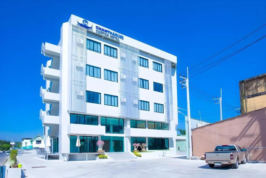 CHANTHABURI CENTER