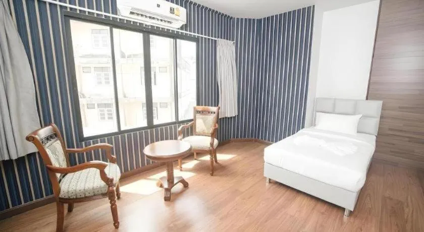 Bed in CHANTHABURI CENTER