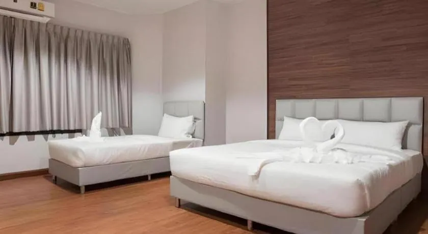 Bed in CHANTHABURI CENTER