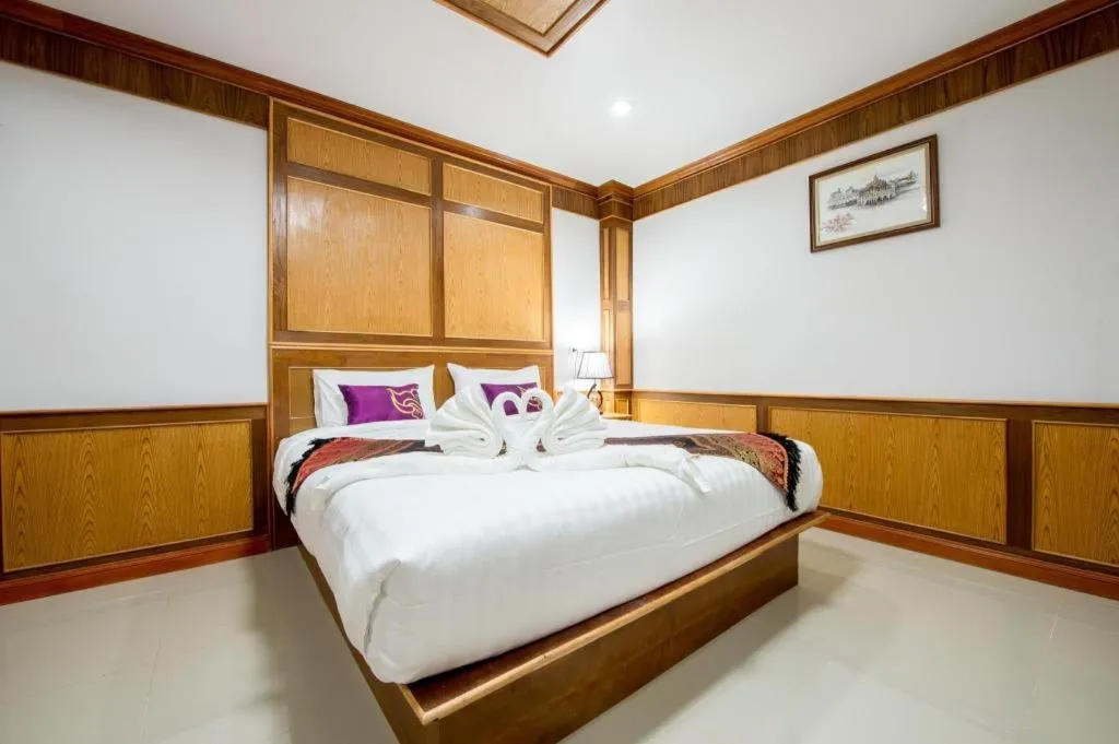 Bed in Thatphanom View Hotel Nakhon