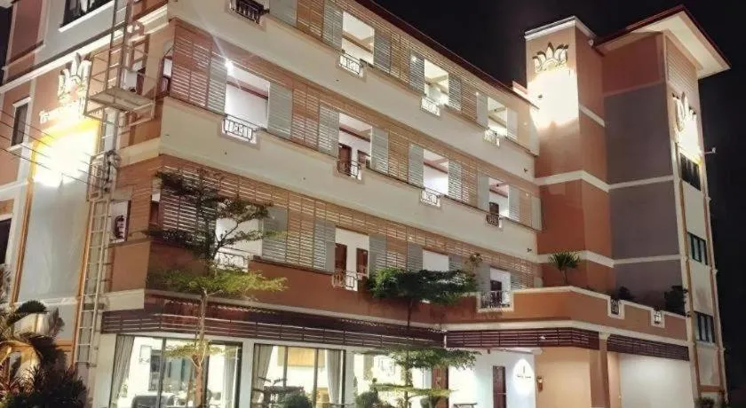 Thatphanom View Hotel Nakhon