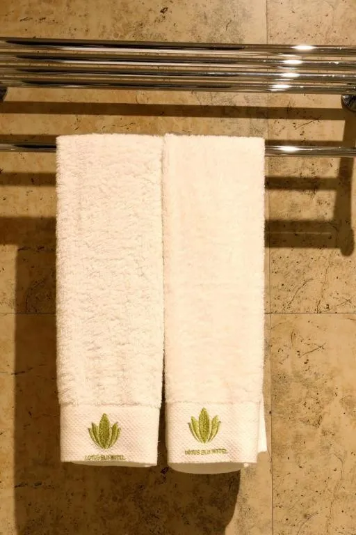 Lotus Blu Hotel