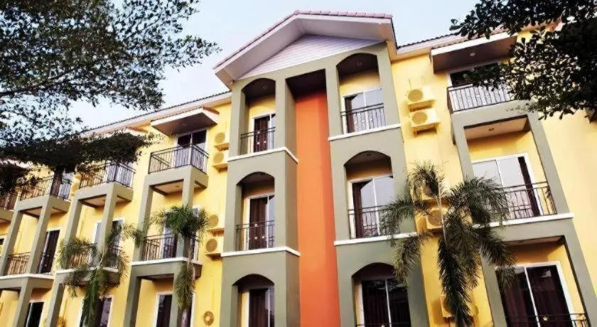 B2 Buriram Boutique and Budget Hotel