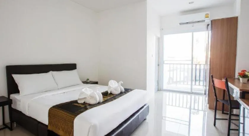 Bed in B2 Korat Boutique and Budget Hotel