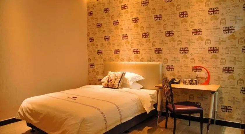 Bed in J Hotel Guangzhou University Town