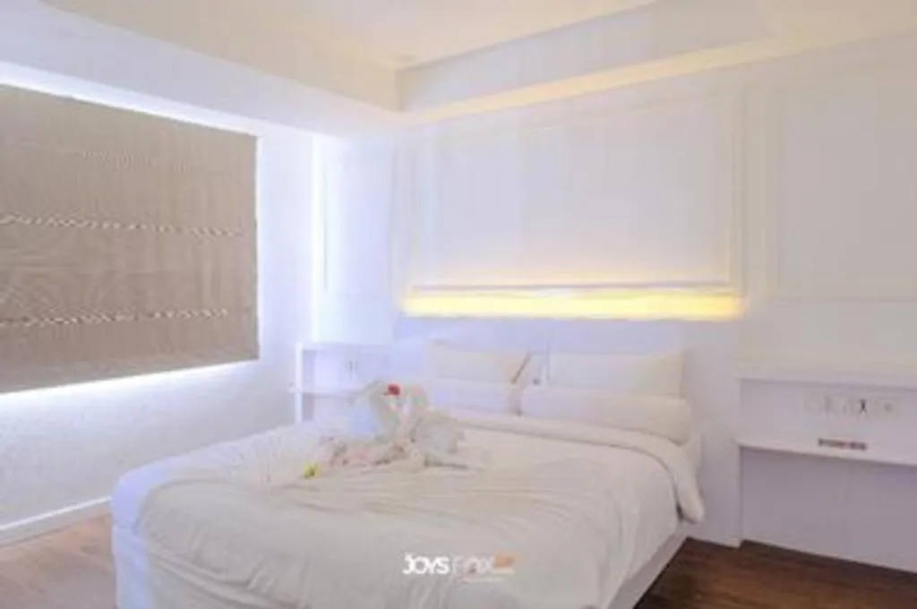 Bed in Royal Bay Hotel Makassar