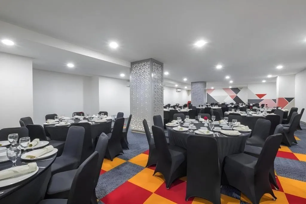 Royal Bay Hotel Makassar