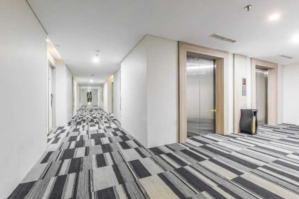 Royal Bay Hotel Makassar