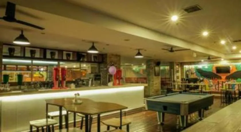 Royal Bay Hotel Makassar