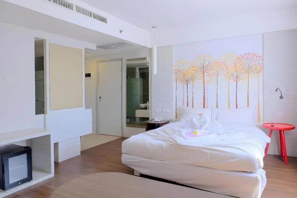 Bed in Royal Bay Hotel Makassar