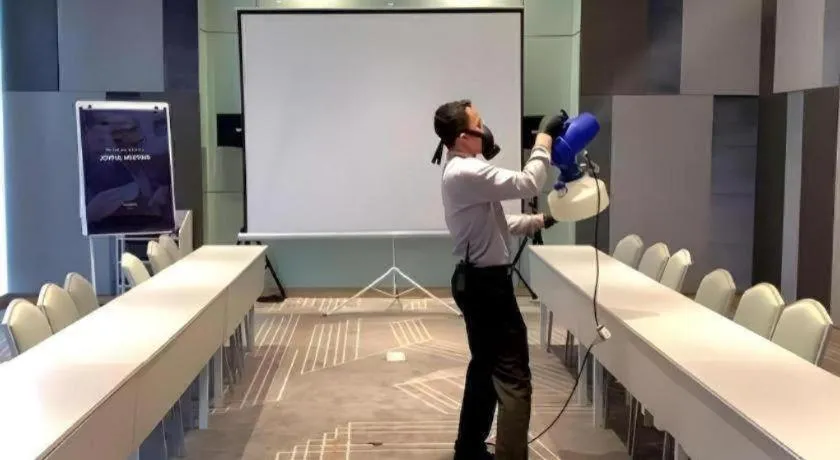 Royal Bay Hotel Makassar