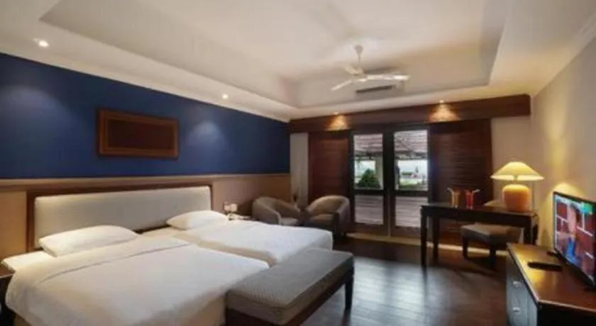 Bed in Hotel Niagara Parapat