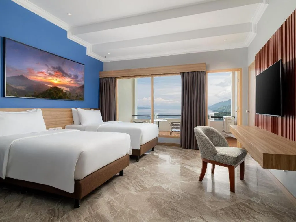 Bed in Hotel Niagara Parapat