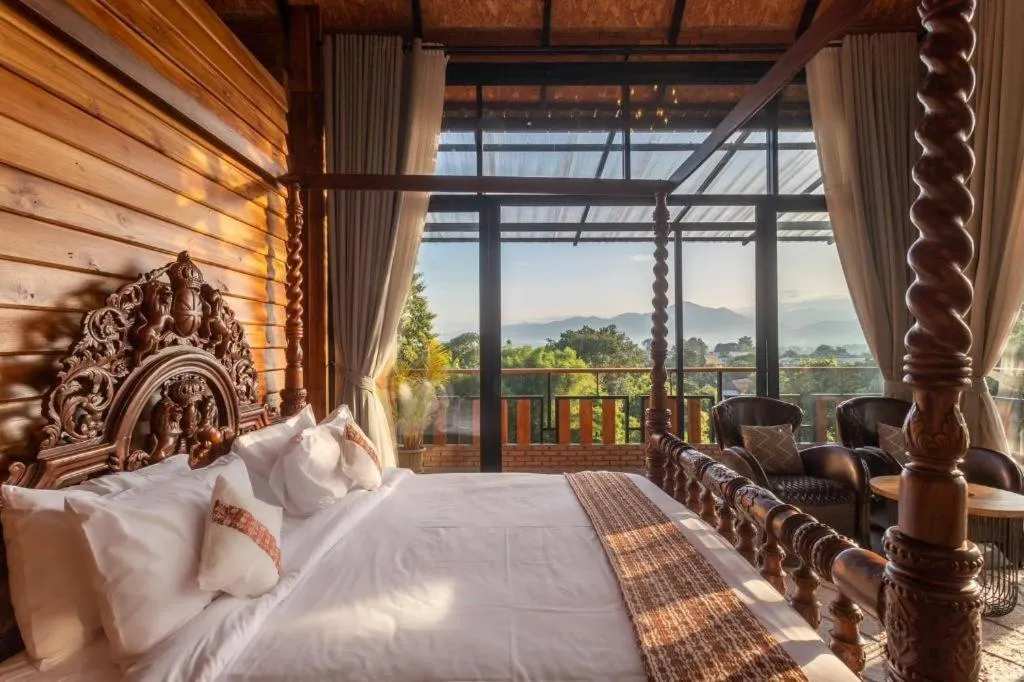 Bed in Cocoa Valley Resort