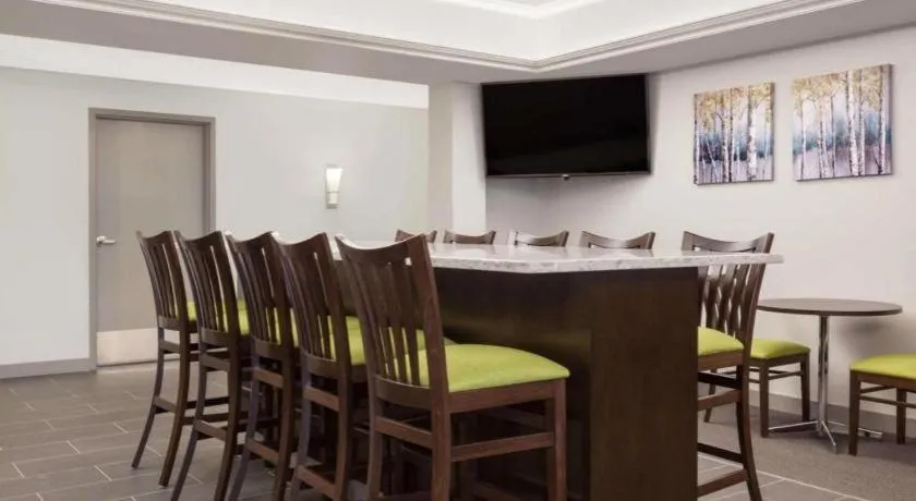 Ramada by Wyndham Grassland