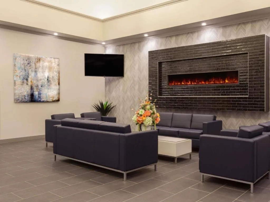 Ramada by Wyndham Grassland