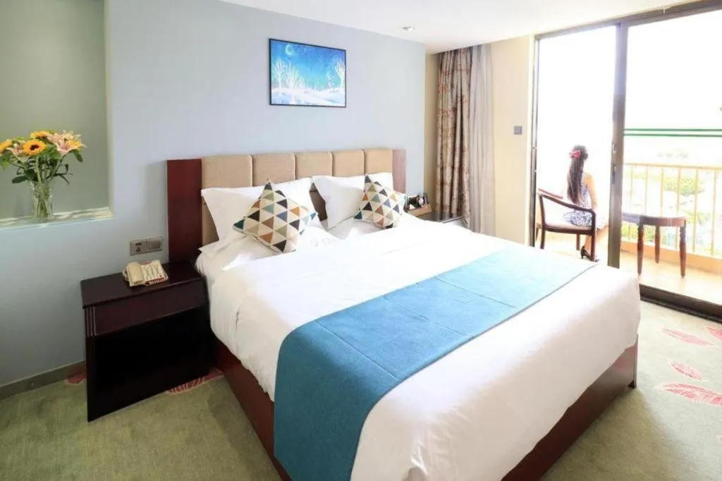 Bed in Gui Feng Hotel